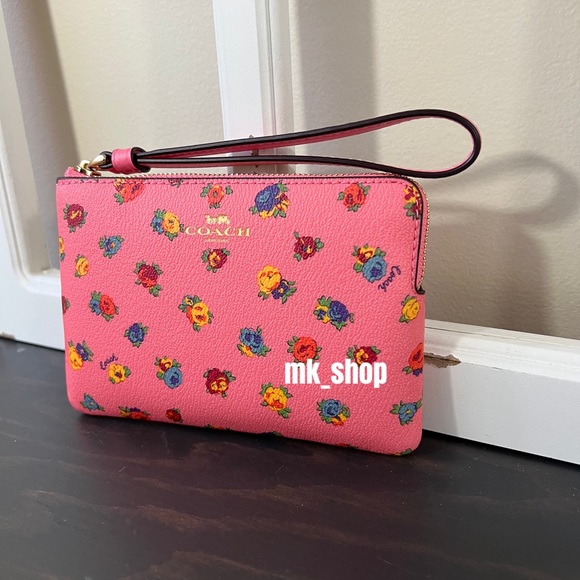 COACH Mini Vintage Rose Print Corner Zip Wristlet - Picture 7 of 15